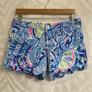Lilly Pulitzer Buttercup Stretch Shorts in Blue Periwinkle Pinch Pinch Print